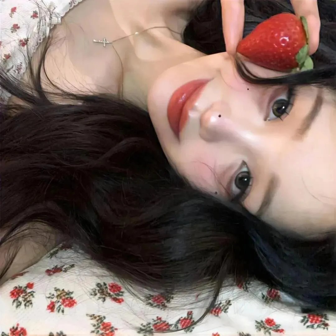 三个女儿把老爸宠上天